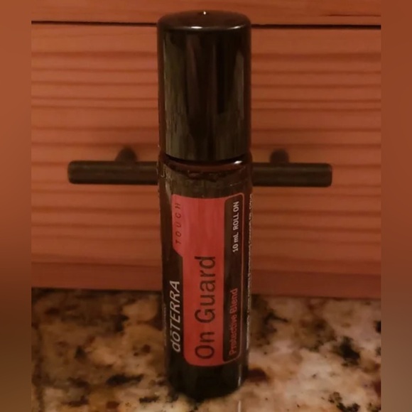 DoTERRA On Guard Touch Roll On - Picture 2 of 2
